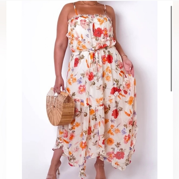 🏷️Georgette Ivory Floral Adjustable Strap Ruffle Maxi Dress Size Flowy 2X - Picture 1 of 12